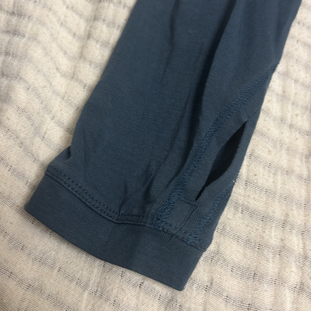 Freefly Women's Bamboo Shade II Long Sleeve M Deep Navy - Picture 5 of 6